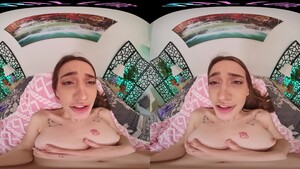 VRALLURE Steaming Wet Dreams Are Made Of